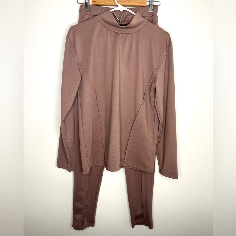 2-Piece Mauve Jogger Set